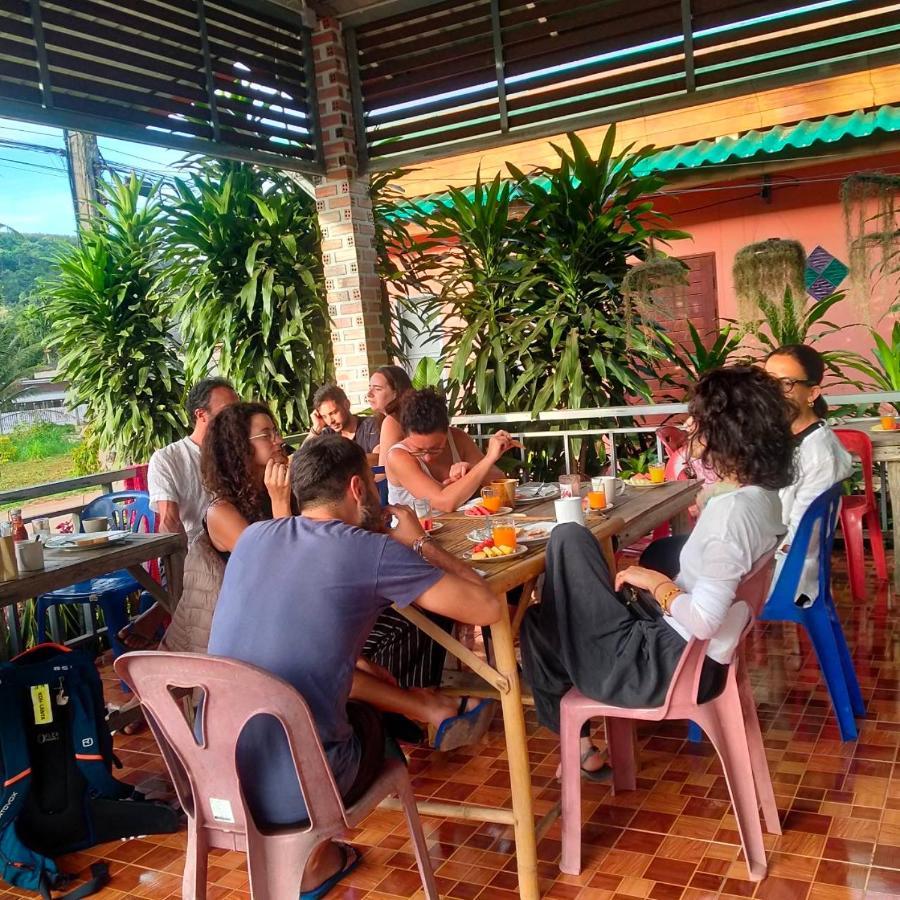 Hotel Mada Lanta Mai Keaw Ko Lanta Esterno foto