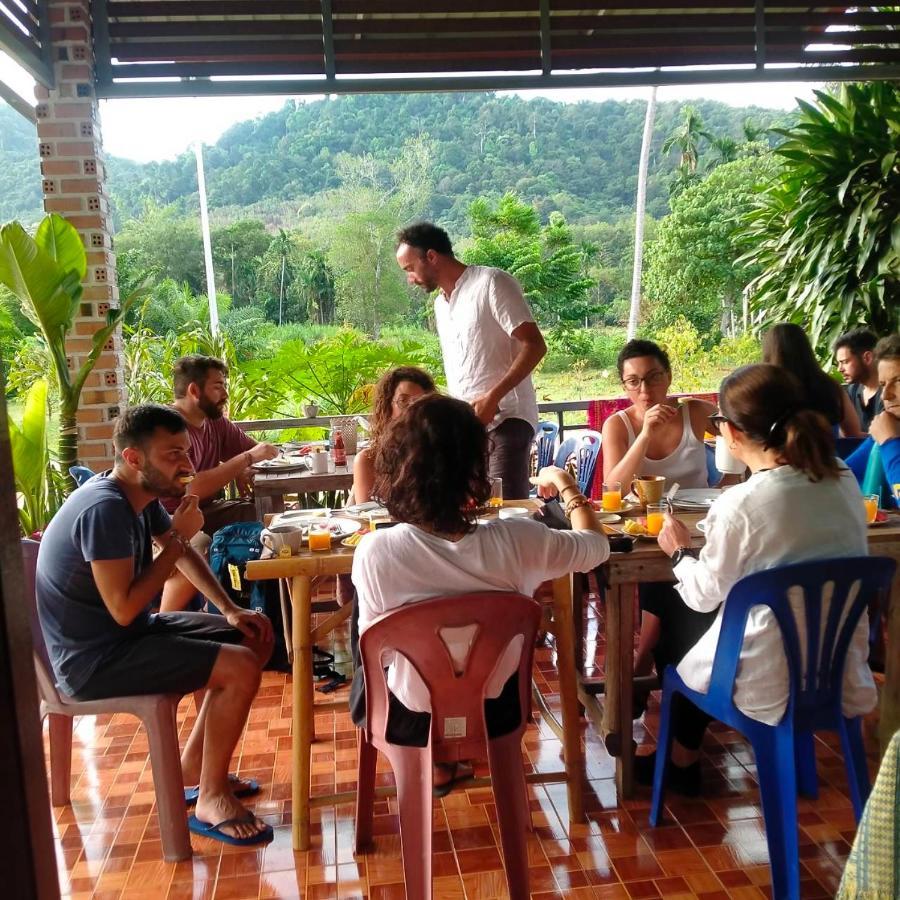 Hotel Mada Lanta Mai Keaw Ko Lanta Esterno foto