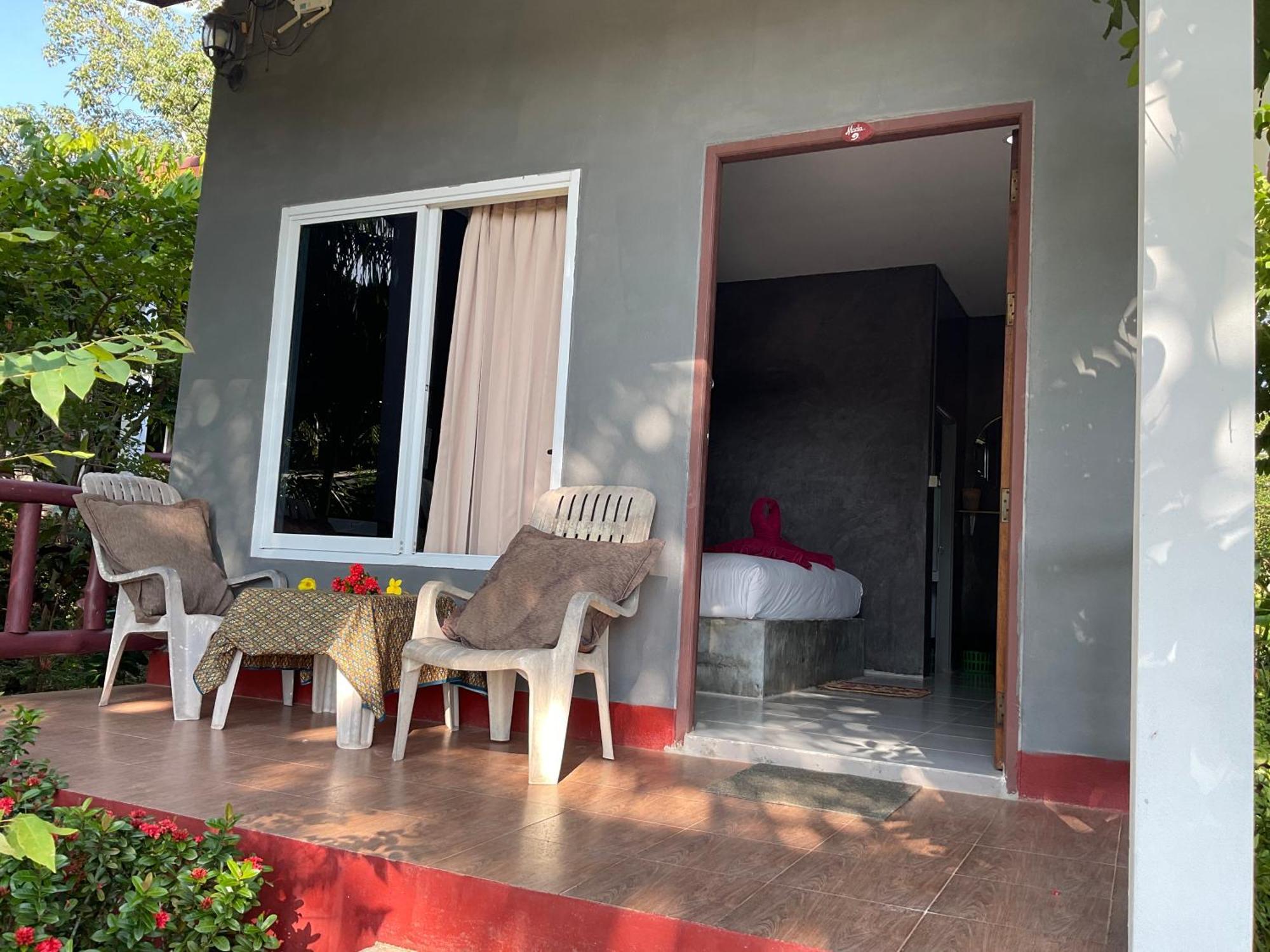 Hotel Mada Lanta Mai Keaw Ko Lanta Esterno foto
