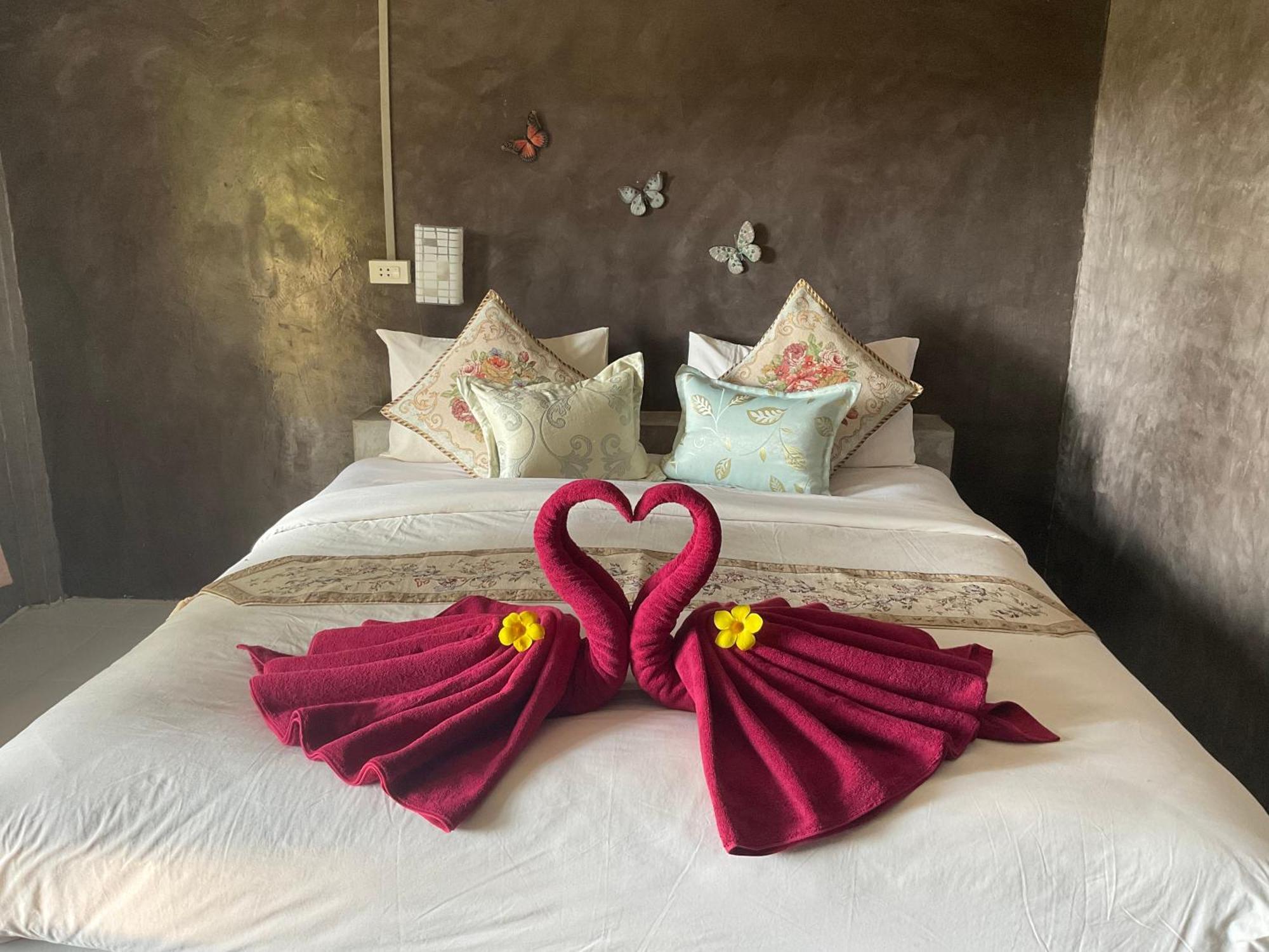 Hotel Mada Lanta Mai Keaw Ko Lanta Esterno foto