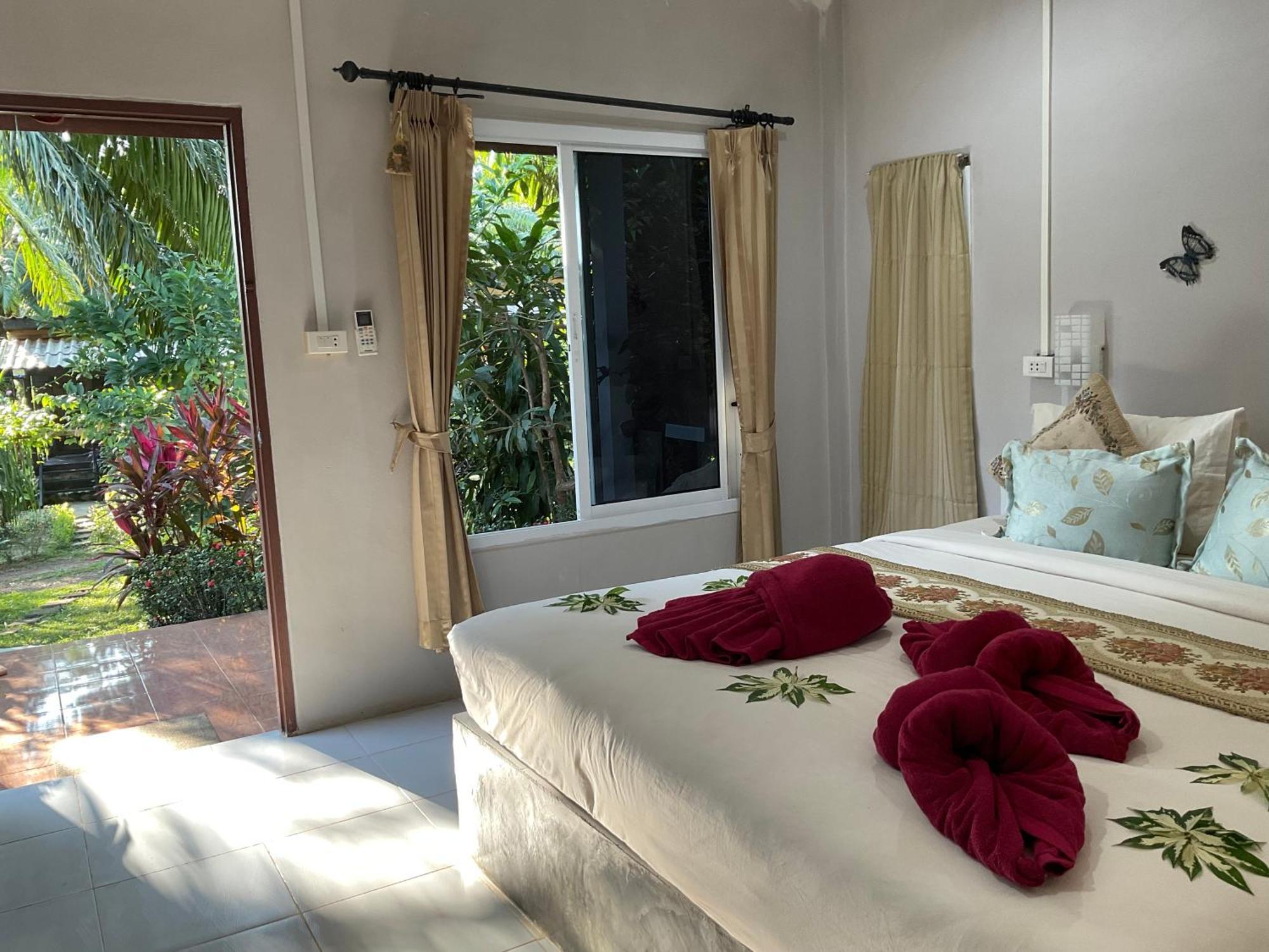 Hotel Mada Lanta Mai Keaw Ko Lanta Esterno foto