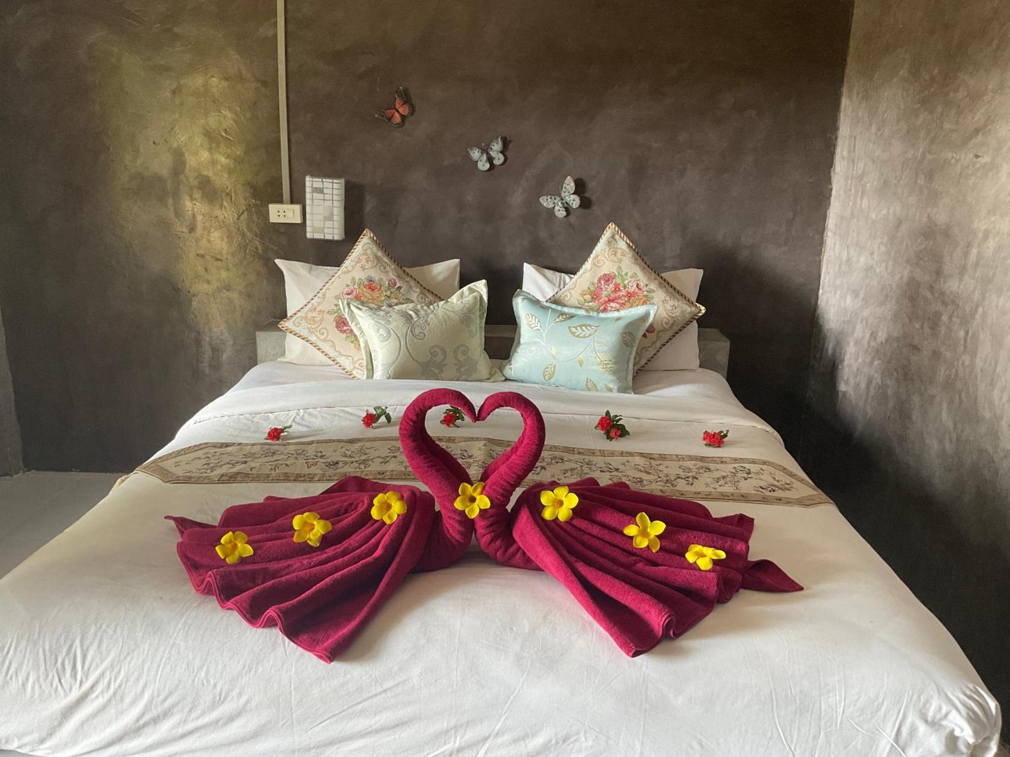 Hotel Mada Lanta Mai Keaw Ko Lanta Esterno foto