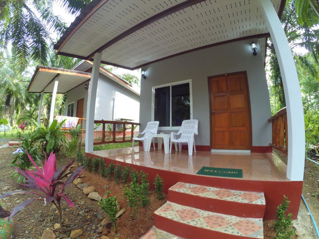 Hotel Mada Lanta Mai Keaw Ko Lanta Esterno foto