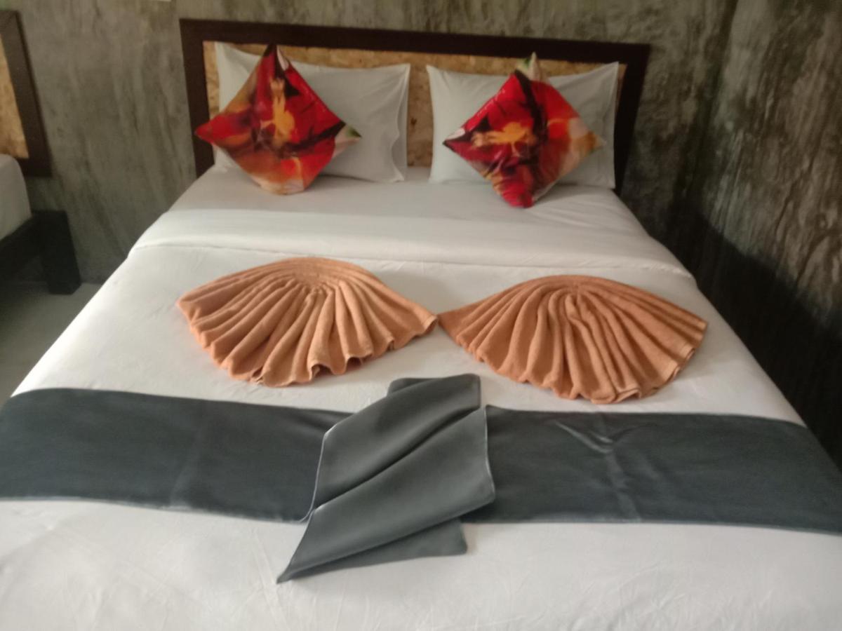 Hotel Mada Lanta Mai Keaw Ko Lanta Esterno foto